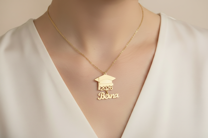 Close-up Graduation Necklace Correct Size