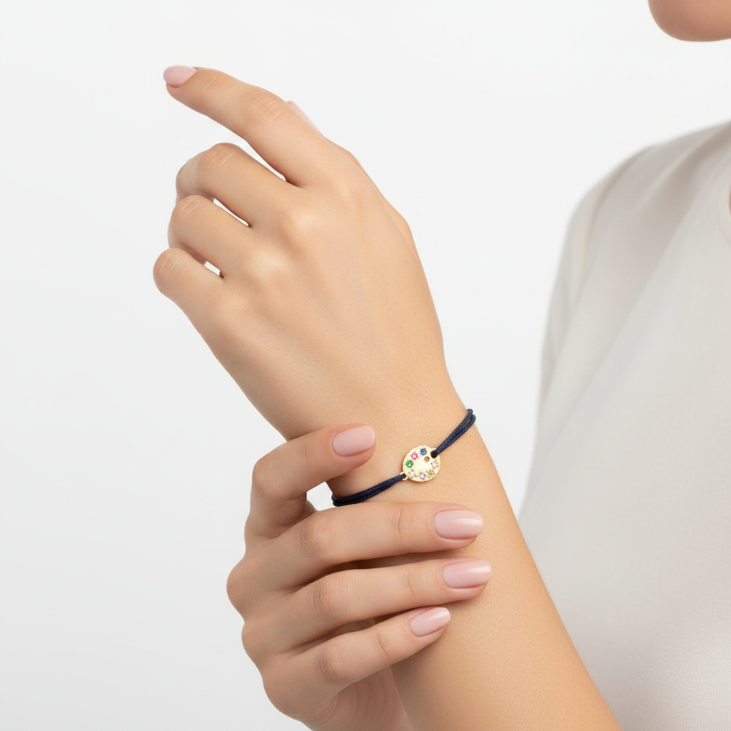 Palette Bracelet on Woman's Hand